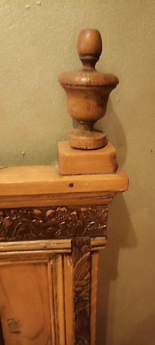 Banca antigua madera maciza tallada