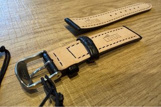 Correa de reloj Lotus negra