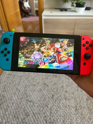 Nintendo Switch Roja y Azul