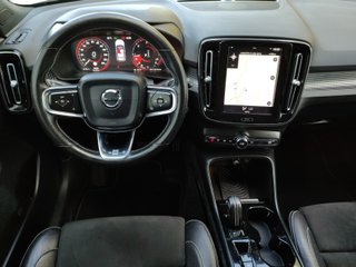 VOLVO XC40 2.0 D4 AWD RDesign Auto