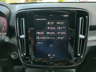VOLVO XC40 2.0 D4 AWD RDesign Auto