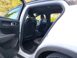 VOLVO XC40 2.0 D4 AWD RDesign Auto