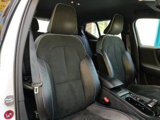 VOLVO XC40 2.0 D4 AWD RDesign Auto