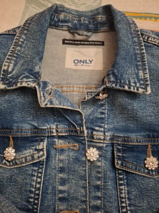 Chaqueta corta tejana ONLY azul