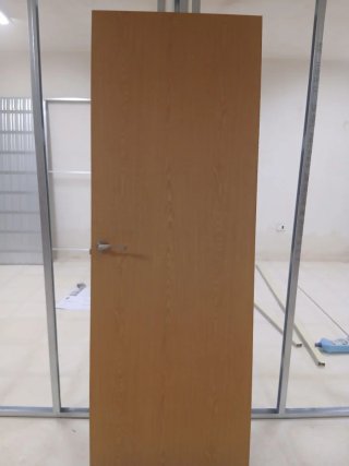 2 Puertas de madera de regalo.