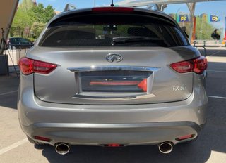 Infiniti FX37 2010