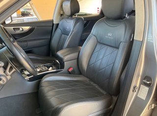 Infiniti FX37 2010