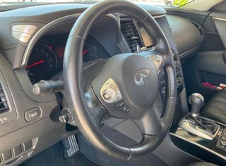 Infiniti FX37 2010