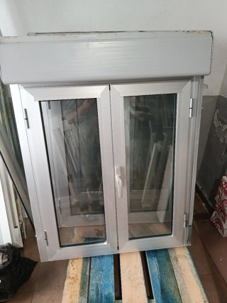 Balconera 2 puertas 3 ventanas aluminio