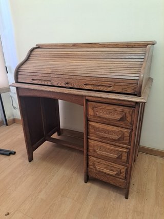 Escritorio de madera