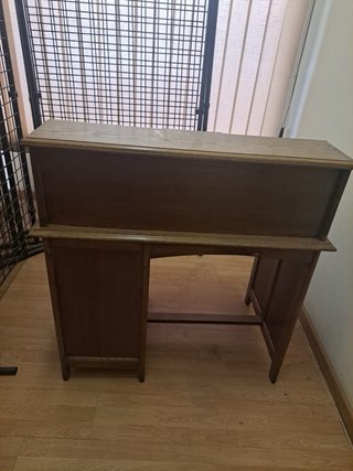 Escritorio de madera