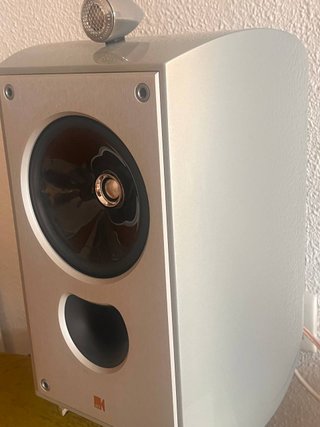 Altavoces KEF XQ1
