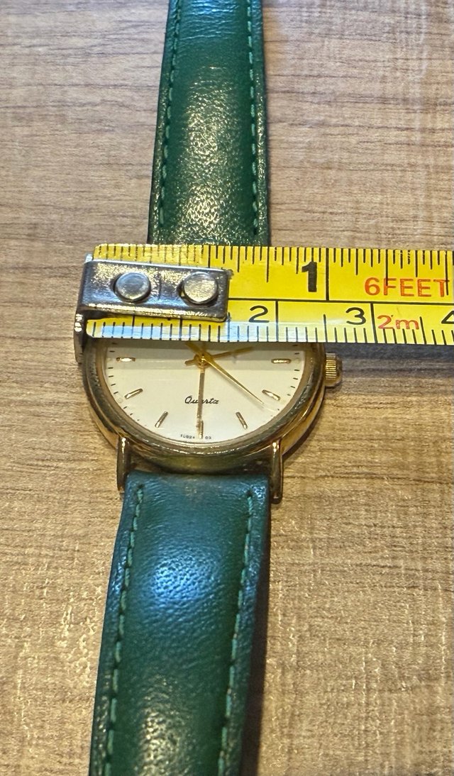 Reloj Lotus
