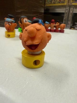 Juego 5 Sacapuntas tematica bruguera amarillos