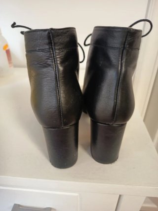 Botines Aníbal Laguna Negros y Dorados