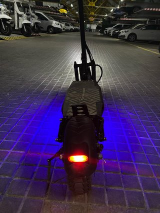 Patinete SmartGyro Negro con Luces LED