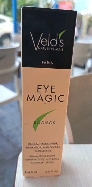 Max Factor - Estuche Maquillaje Dorado