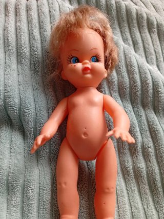 Muñeca antigua años 70