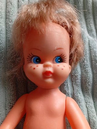 Muñeca antigua años 70