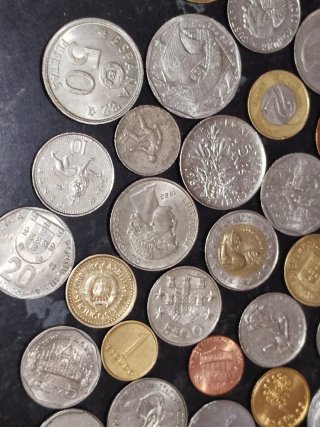 Lote monedas internacionales