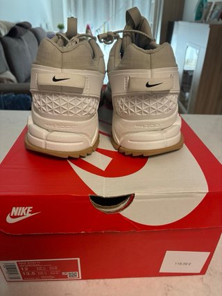 Nike Vomero Roam Beige Talla 45 (29cm)