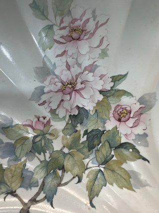 Cuenco de porcelana inglesa con flores