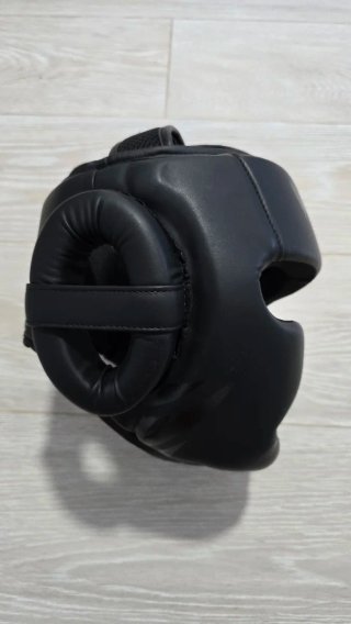 Casco Boxeo Artes Marciales Venum Negro