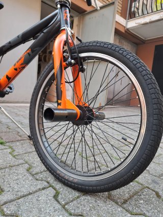 BMX Montana Vax 20