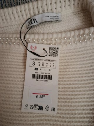 Minifalda Zara blanca con perlas
