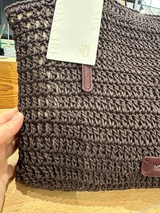 Bolso NOA & IRE rafia sintética trenzada