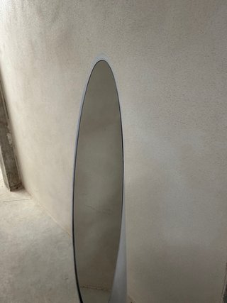 Urge Venta . Espejo de pie Unghia Pintalabios,