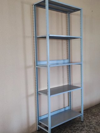 Estantería metálica gris sin tornillos