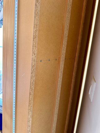 Estantería alta de madera con baldas ajustables