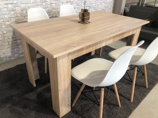 Mesa comedor 140cm + 4 sillas madera