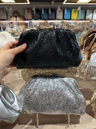 Bolso de fiesta blanco y plateado