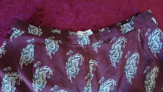 Pantalón ancho estampado paisley MNG Talla L
