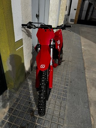 GAS GAS MC250F 2022 motocross