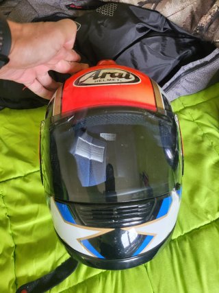 Casco Arai Quantum Ec E22_03
