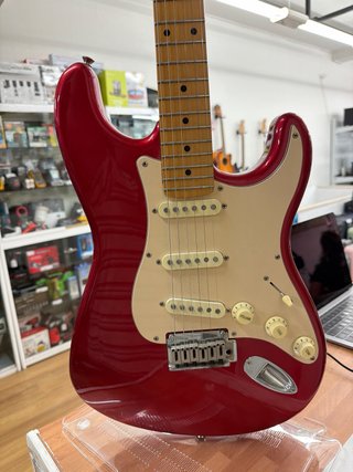 Squier Fender Stratocaster Standard
