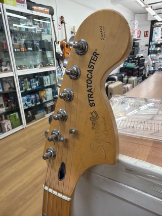 Squier Fender Stratocaster Standard