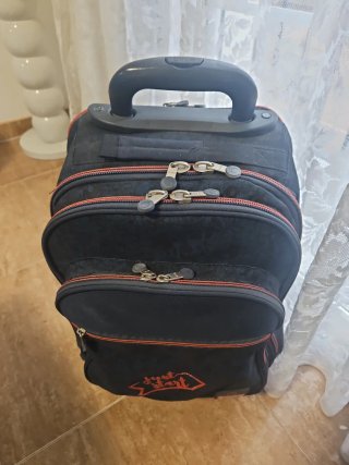 Mochila con ruedas just start