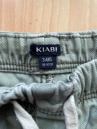 Pantalones Kiabi camuflaje