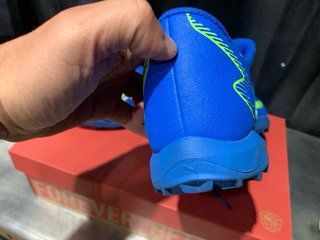 Botas Fútbol Puma Talla 44 TURF