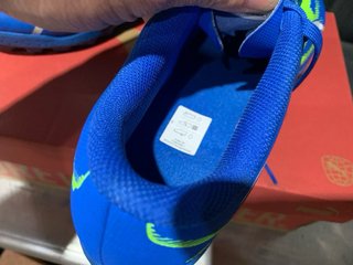 Botas Fútbol Puma Talla 44 TURF