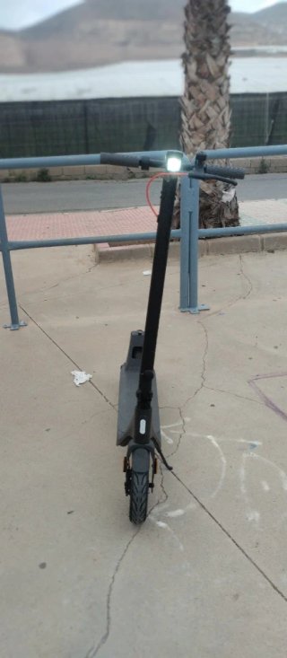 Patinete Eléctrico Xiaomi 4 (2ª Gen)