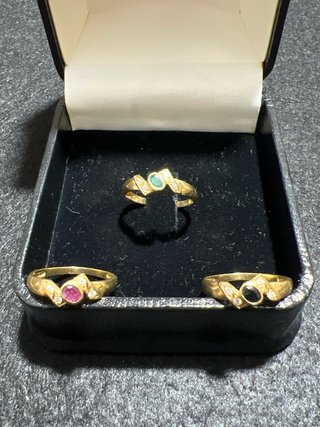 Anillo Triple Oro 18k con Gemas