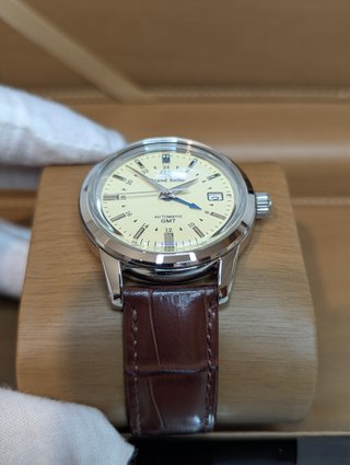 Reloj Seiko Mod GS Elegance Crema Piel Marrón GMT