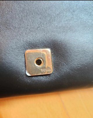Borsa Fendi Mamma Baguette nera