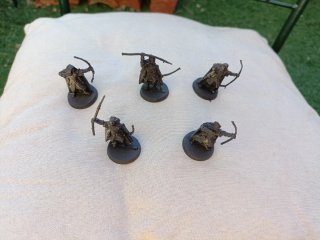 Lote 5 figuras metal arqueros