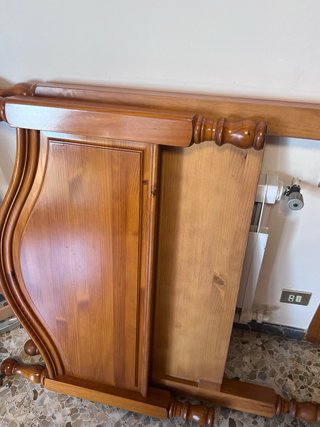 Cama 90 con somier y cabecero a recoger.